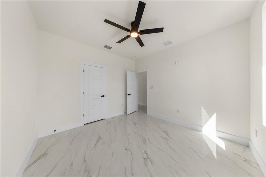 809 Fm 467 Seguin, TX 78155 - Photo 25 of 40 a view of an empty room