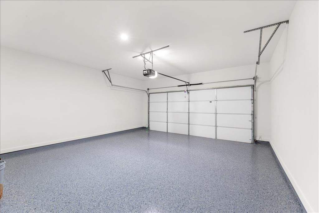 809 Fm 467 Seguin, TX 78155 - Photo 34 of 40 a view of a garage