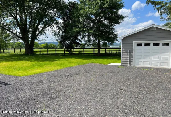 $3,000 | 37 Van Dyck Street, Coxsackie, NY 12051