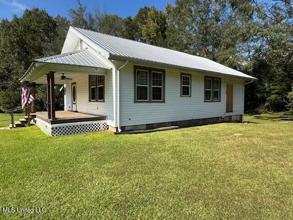 $109,000 | 518 West Oak Street, Crosby, MS 39633