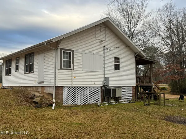 $109,000 | 518 West Oak Street, Crosby, MS 39633