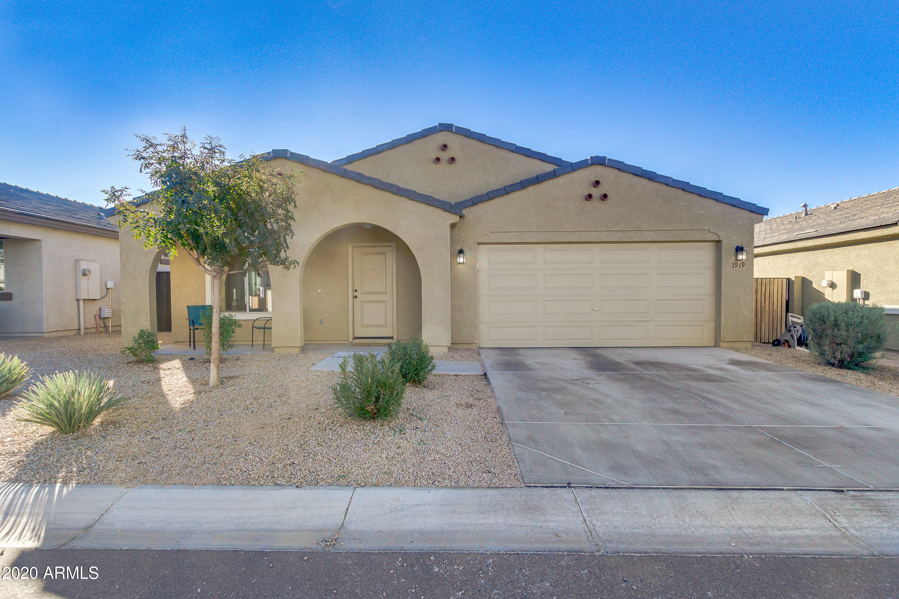 1919 West Rd Agent Street Apache Junction, AZ 85120 - Photo 1 of 33 01-Road Agent