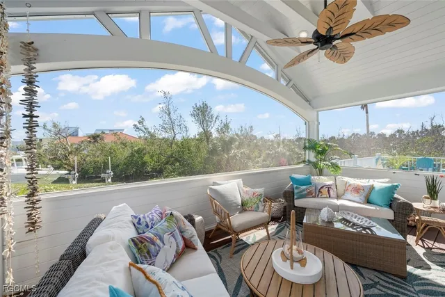 $1,879,000 | 6407 Pine Avenue, Sanibel, FL 33957