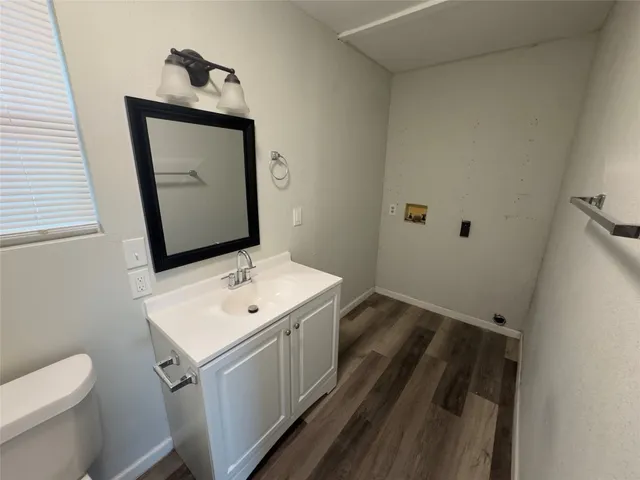 $1,900 | 100 Simmons Family Farm Road, Lockhart, TX 78644