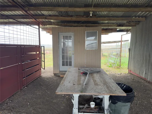 $1,900 | 100 Simmons Family Farm Road, Lockhart, TX 78644