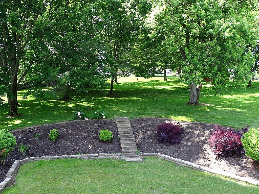 1668 Charlton Heights Road Coraopolis, PA 15108 - Photo 2 of 25 WOW...Fabulous Back Yard!