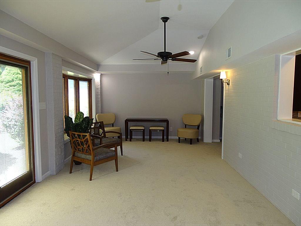 1668 Charlton Heights Road Coraopolis, PA 15108 - Photo 14 of 25 Family Room