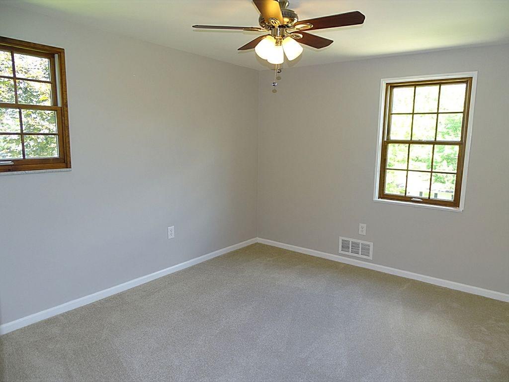 1668 Charlton Heights Road Coraopolis, PA 15108 - Photo 20 of 25 Bedroom #3