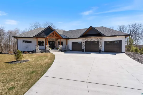 $1,599,000 | 3960 Peyton Lane, Hermantown, MN 55811