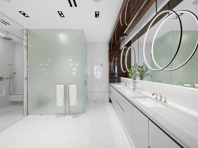 $6,999,000 | 920 Intracoastal Drive, Unit PH1, Fort Lauderdale, FL 33304