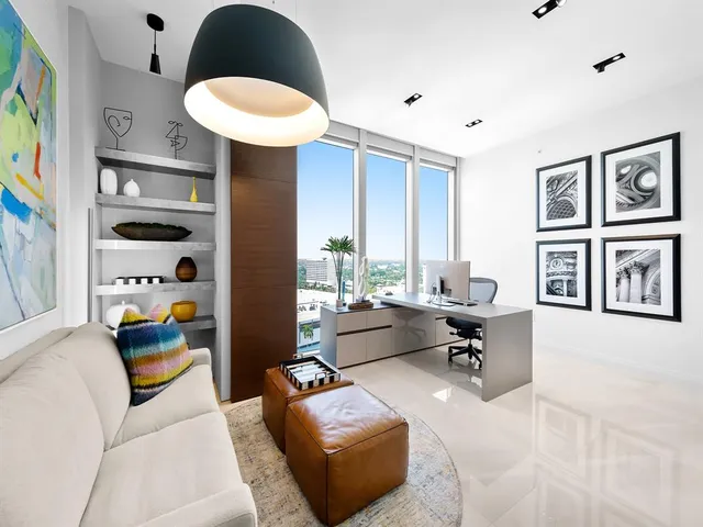 $6,999,000 | 920 Intracoastal Drive, Unit PH1, Fort Lauderdale, FL 33304