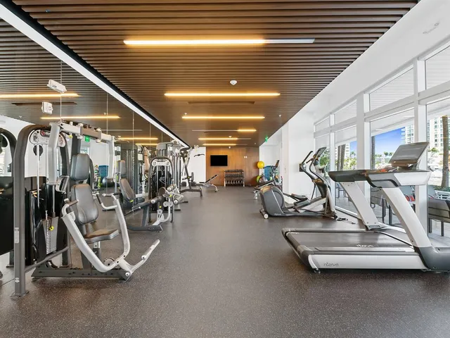 $6,999,000 | 920 Intracoastal Drive, Unit PH1, Fort Lauderdale, FL 33304