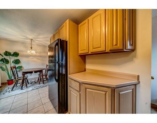 17 Ross Road Holyoke, MA 01040 - Photo 8 of 20 Gallery Image 8
