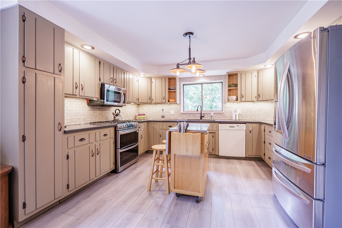305 Pond Road Mendon, NY 14472 - Photo 12 of 46