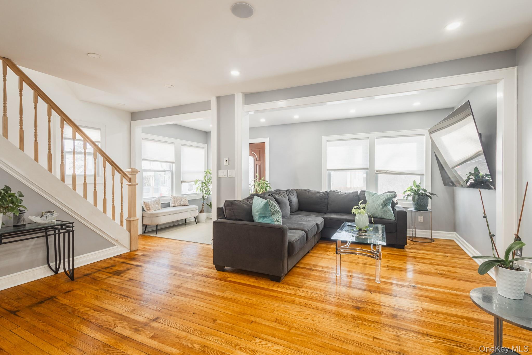 50 Acorn Terrace New Rochelle, NY 10801 - Photo 7 of 27 a living room with furniture and a table