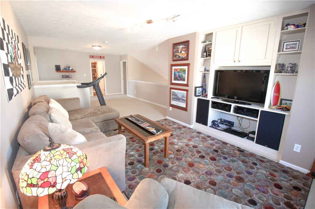2382 Bainbridge Road Greenwood, IN 46143 - Photo 26 of 47 Gallery Image 26