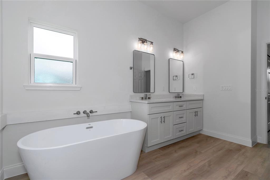 3888 Southwest 157th Place Road Ocala, FL 34473 - Photo 25 of 44 Gallery Image 25