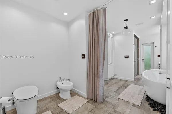$14,000 | 1865 Northeast 197th Terrace, Miami, FL 33179