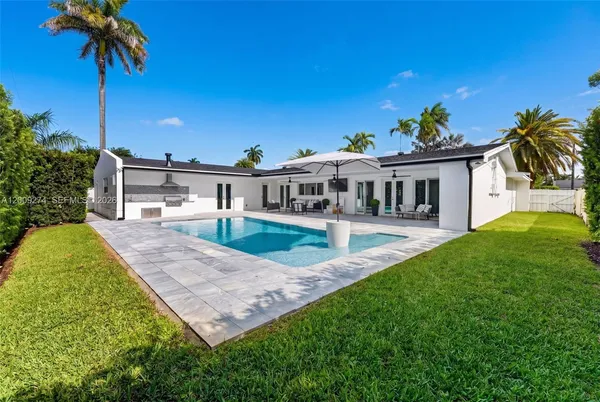 $14,000 | 1865 Northeast 197th Terrace, Miami, FL 33179