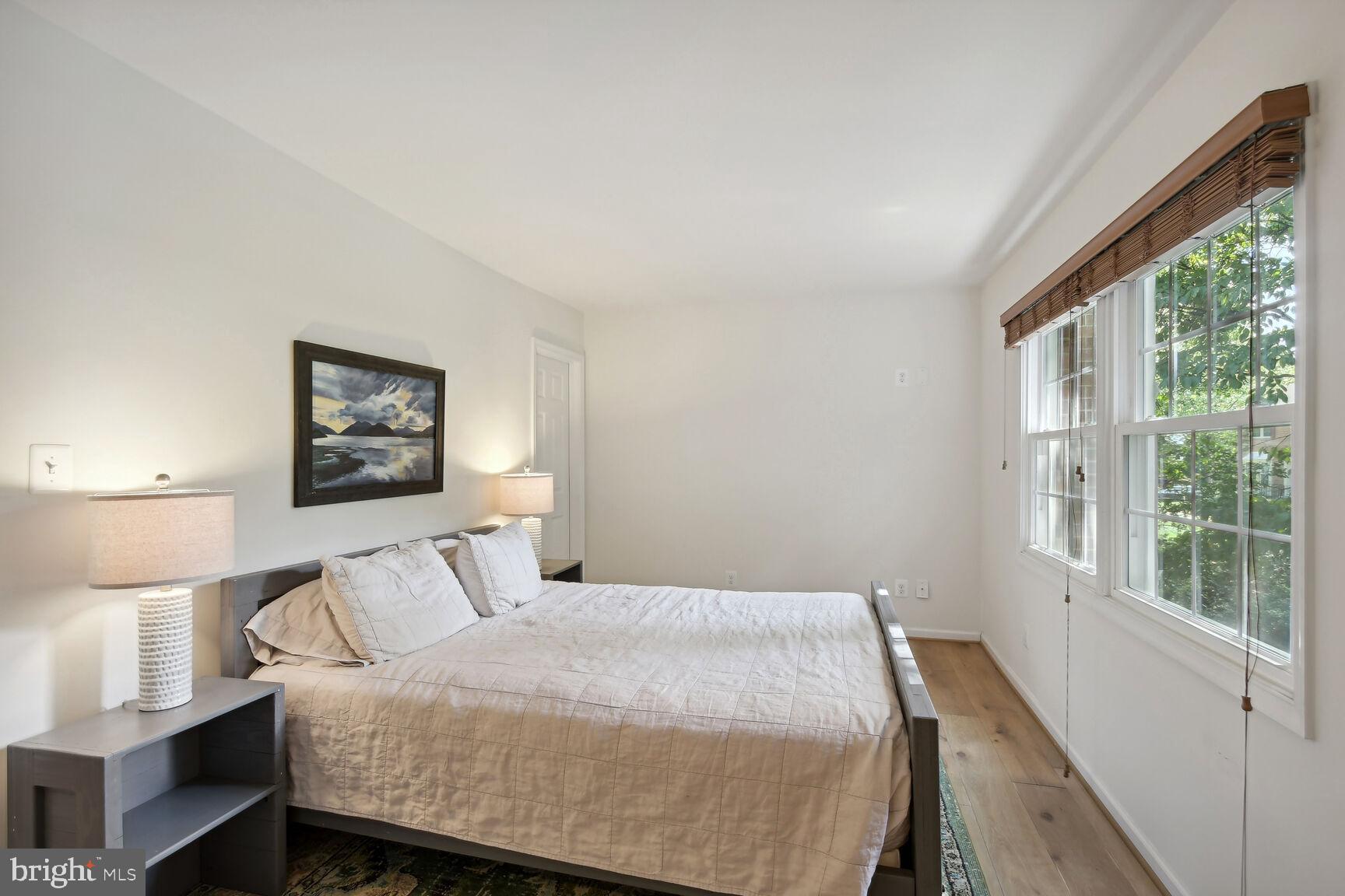 1815 Wainwright Drive Reston, VA 20190 - Photo 12 of 31 Primary