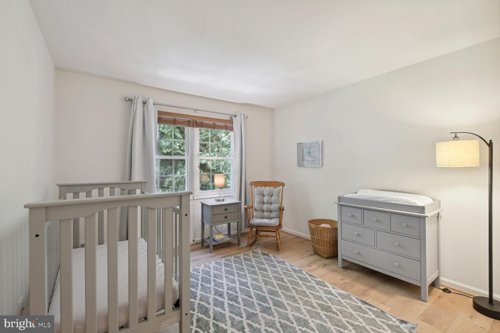 1815 Wainwright Drive Reston, VA 20190 - Photo 16 of 31 3rd bedroom