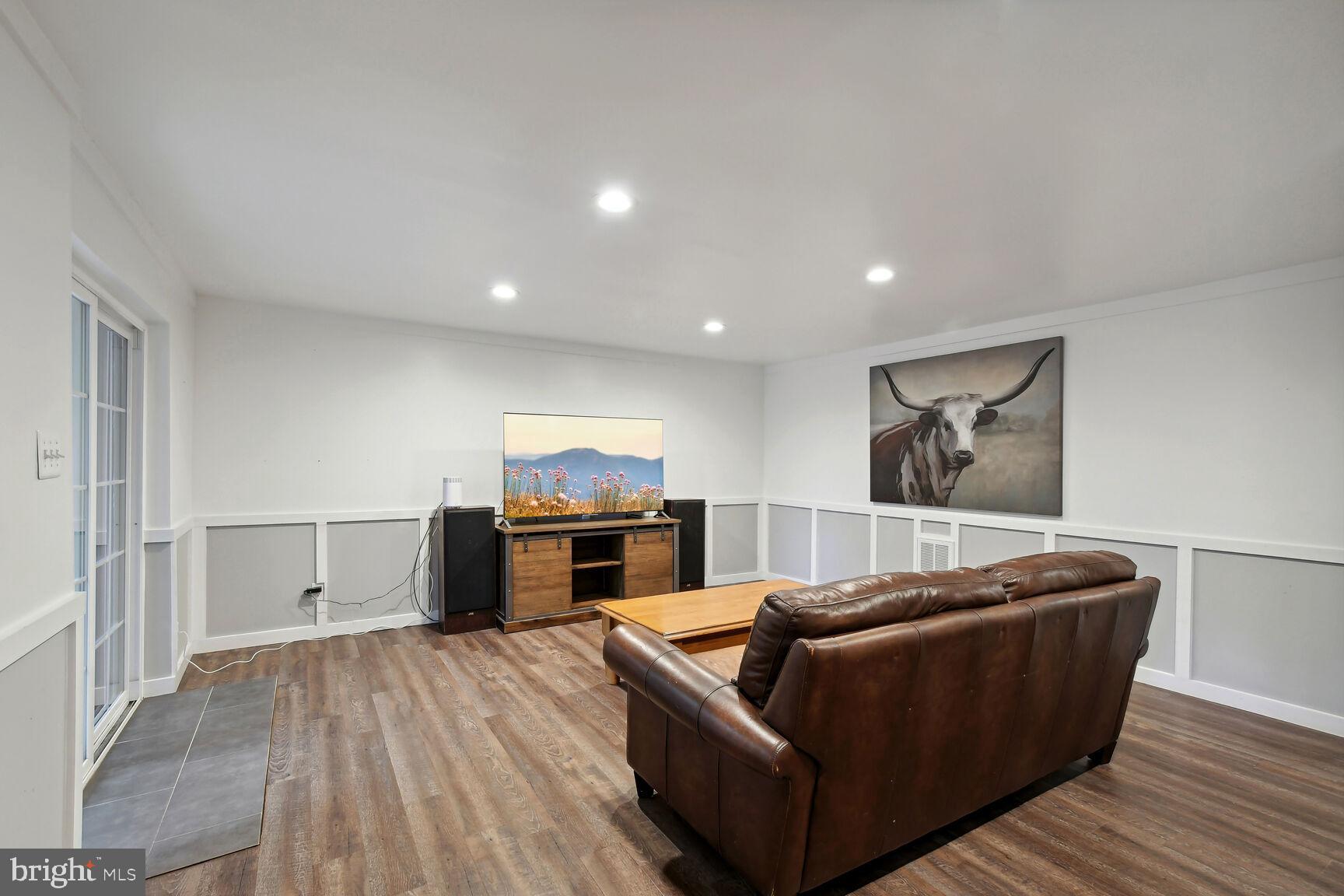 1815 Wainwright Drive Reston, VA 20190 - Photo 19 of 31