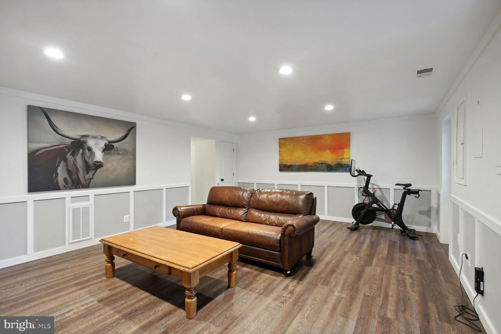 1815 Wainwright Drive Reston, VA 20190 - Photo 20 of 31