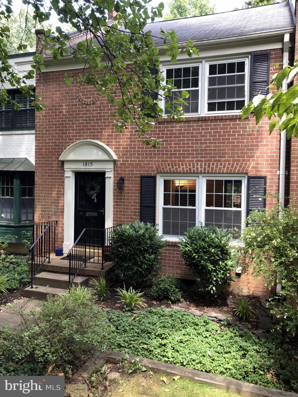 1815 Wainwright Drive Reston, VA 20190 - Photo 27 of 31