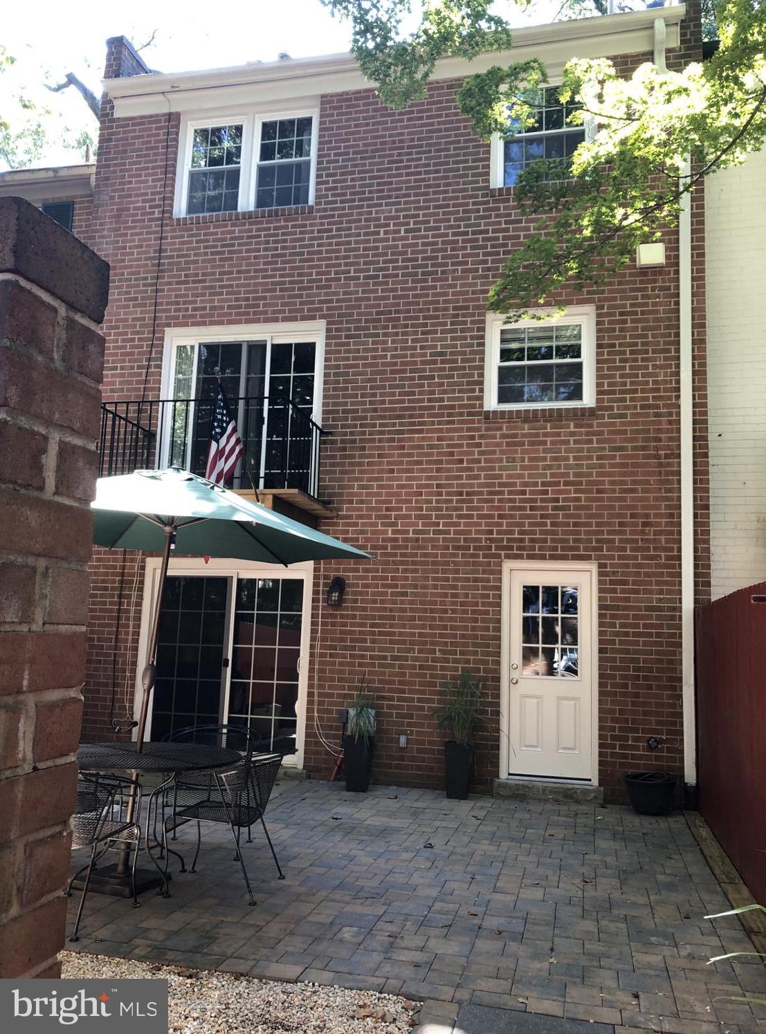 1815 Wainwright Drive Reston, VA 20190 - Photo 29 of 31 Brick -back of townhouse