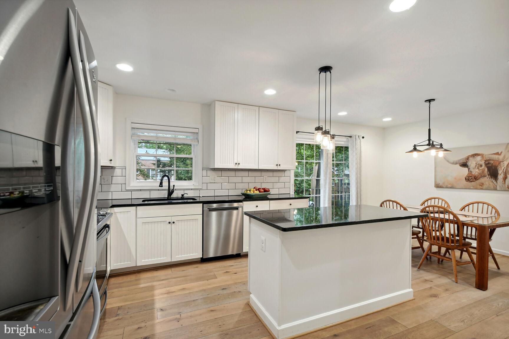 1815 Wainwright Drive Reston, VA 20190 - Photo 9 of 31 Island