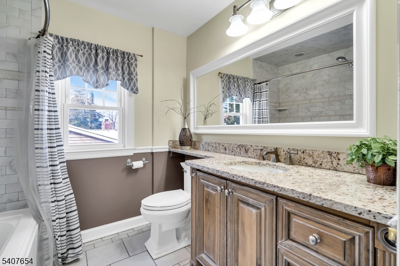 303 Ashland Road Middlesex, NJ 08846 - Photo 15 of 34