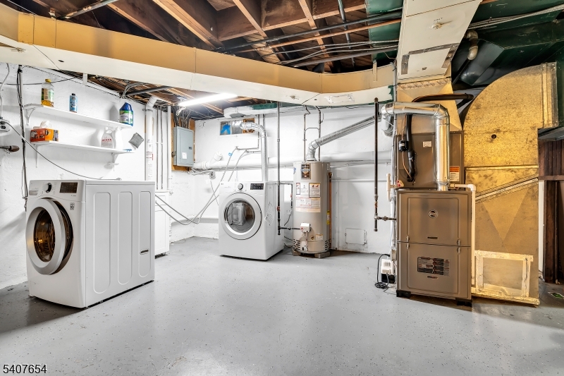 303 Ashland Road Middlesex, NJ 08846 - Photo 24 of 34