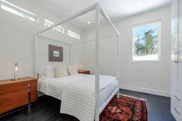 $2,100,000 | 101 Cow Point, Roque Bluffs, ME 04654