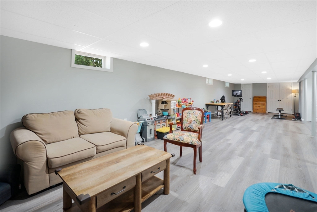 41 Brainard Road Wilbraham, MA 01095 - Photo 21 of 31 Gallery Image 21