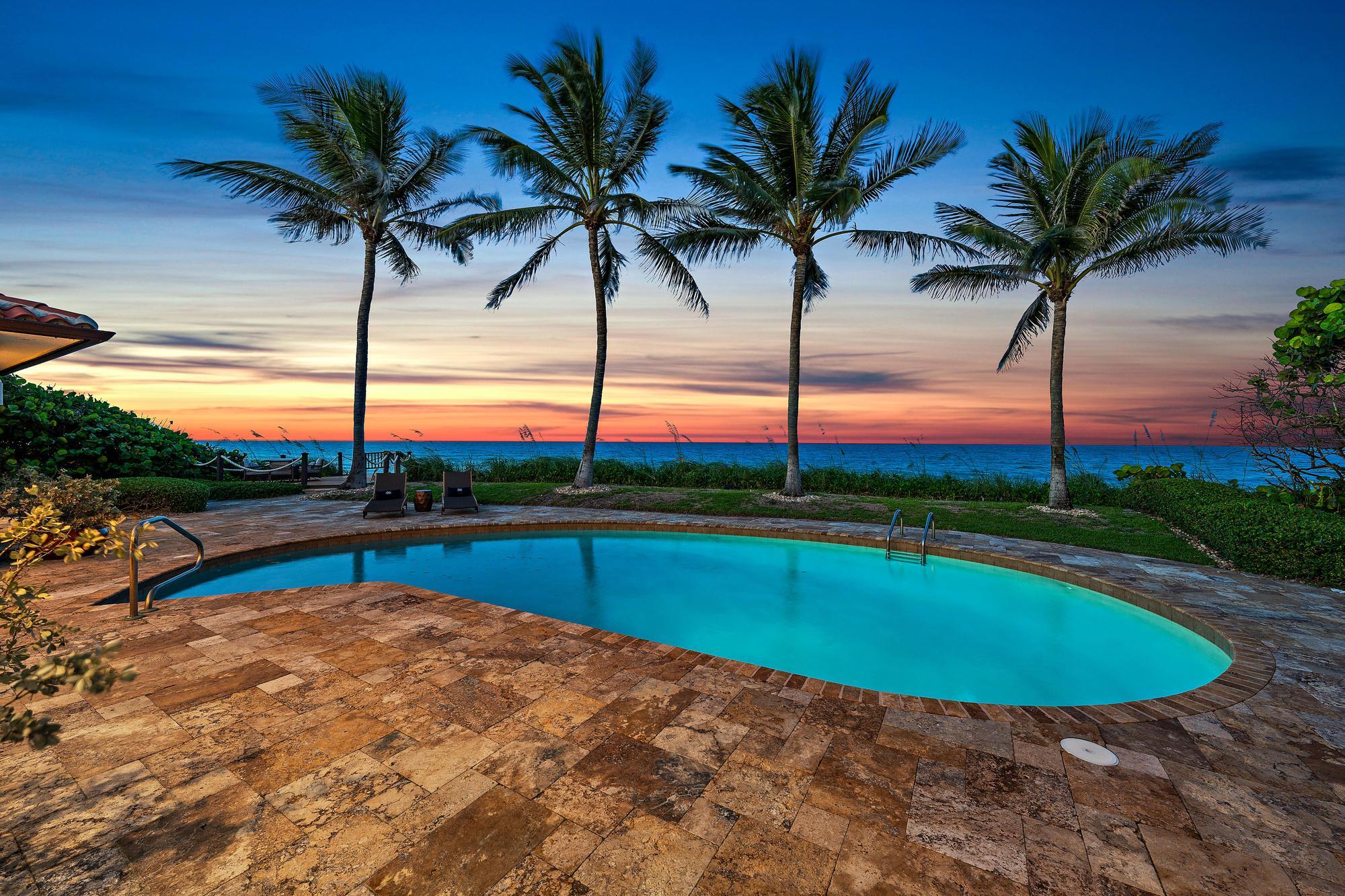 613 South Beach Road Jupiter, FL 33469 - Photo 14 of 74 Back Exterior Twilight