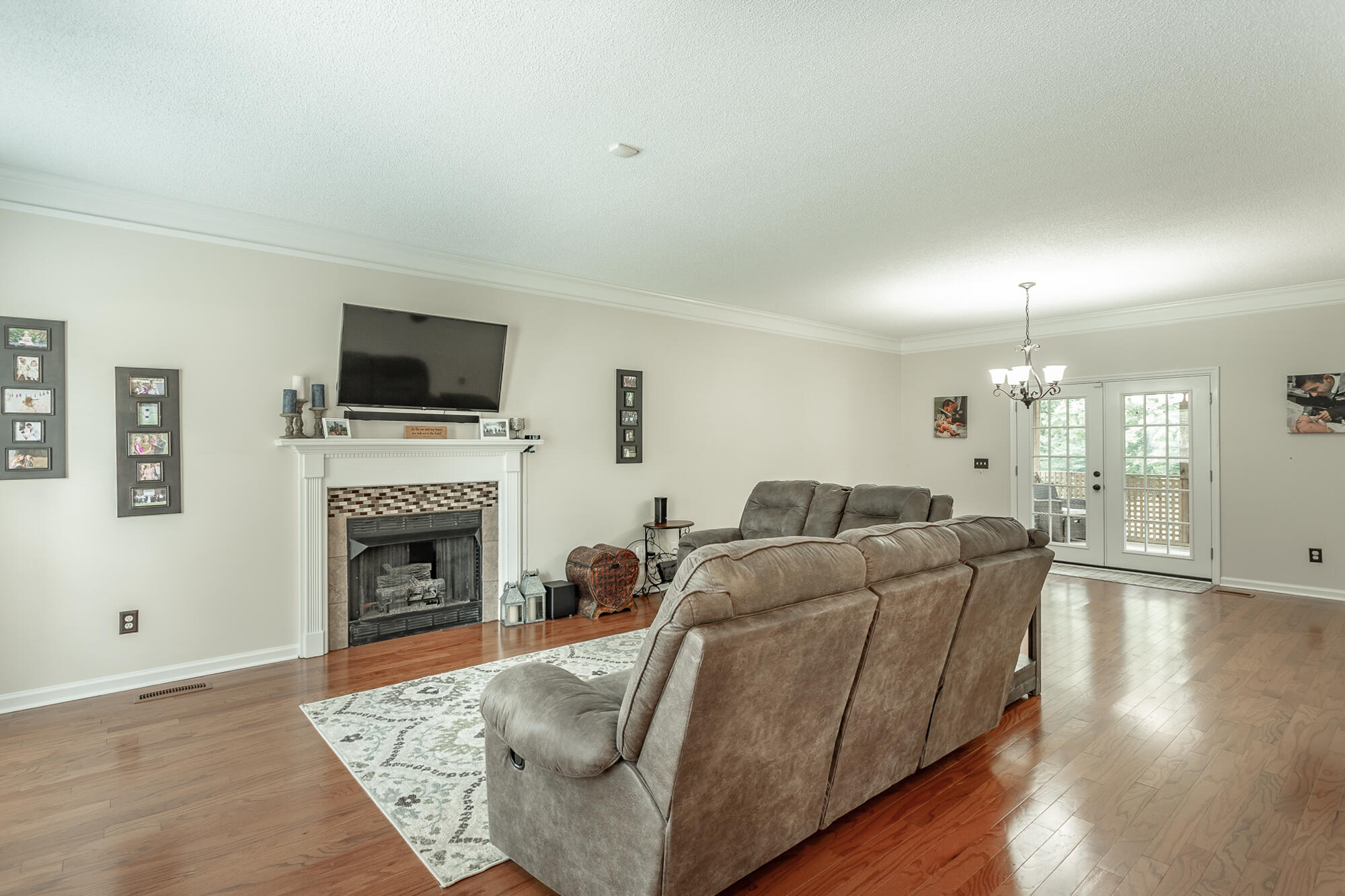 1 Hickory Ridge Trail Ringgold, GA 30736 - Photo 3 of 26 Living room