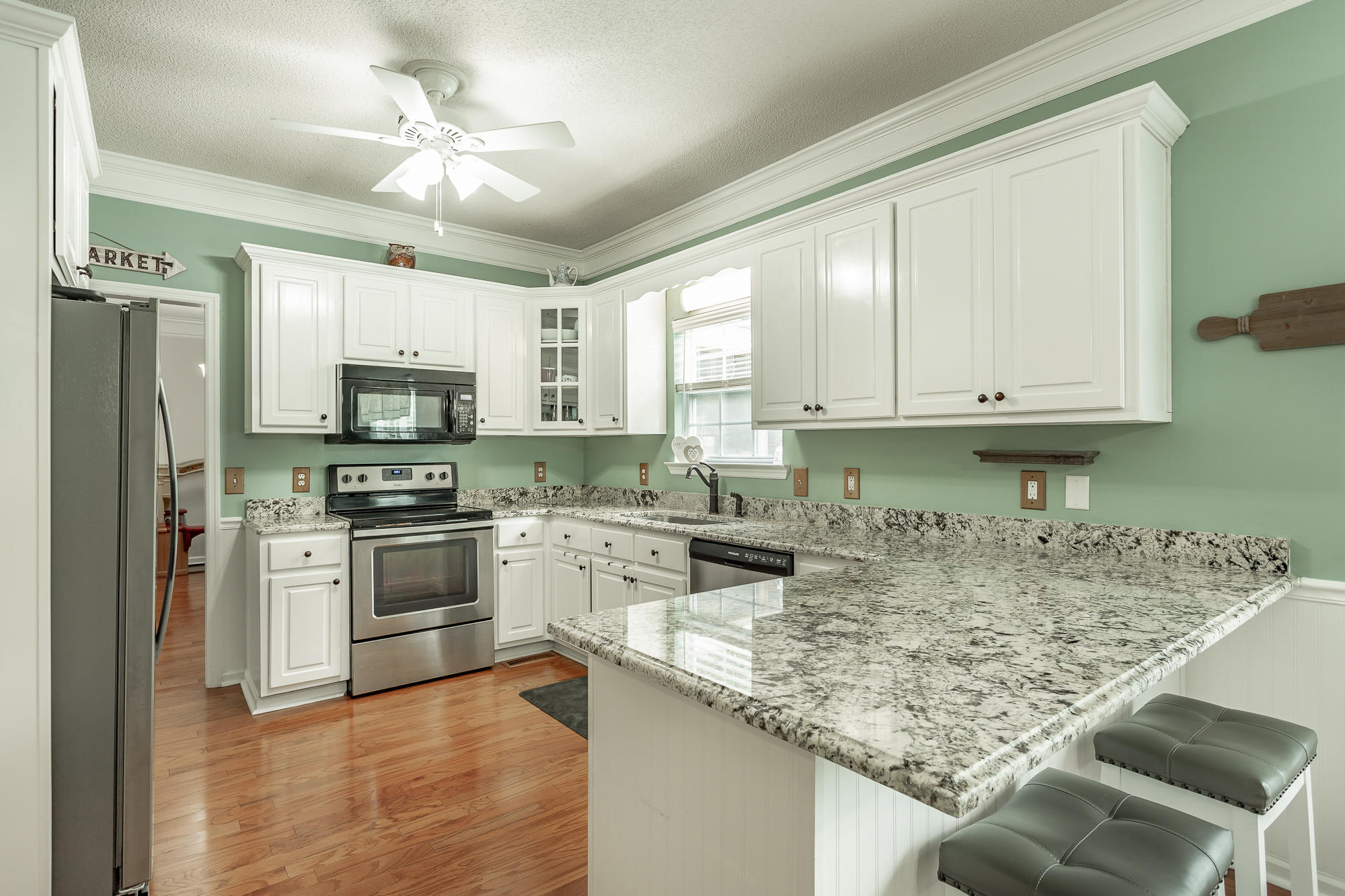 1 Hickory Ridge Trail Ringgold, GA 30736 - Photo 4 of 26 Kitchen