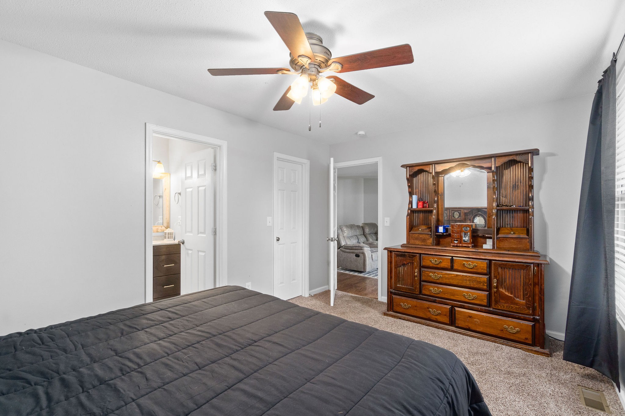 558 Wooten Road Clarksville, TN 37042 - Photo 22 of 35 Gallery Image 22