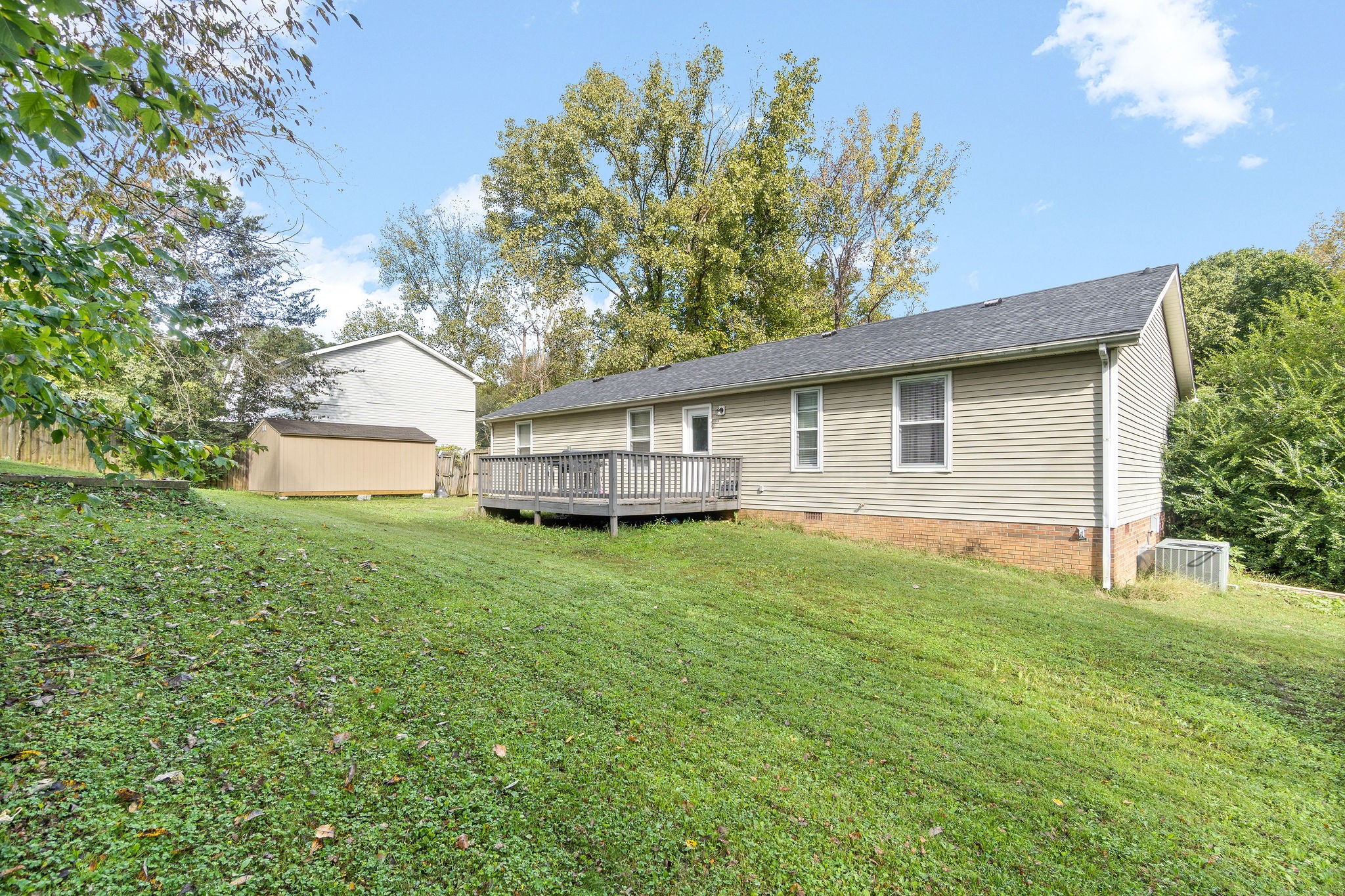 558 Wooten Road Clarksville, TN 37042 - Photo 35 of 35 Gallery Image 35
