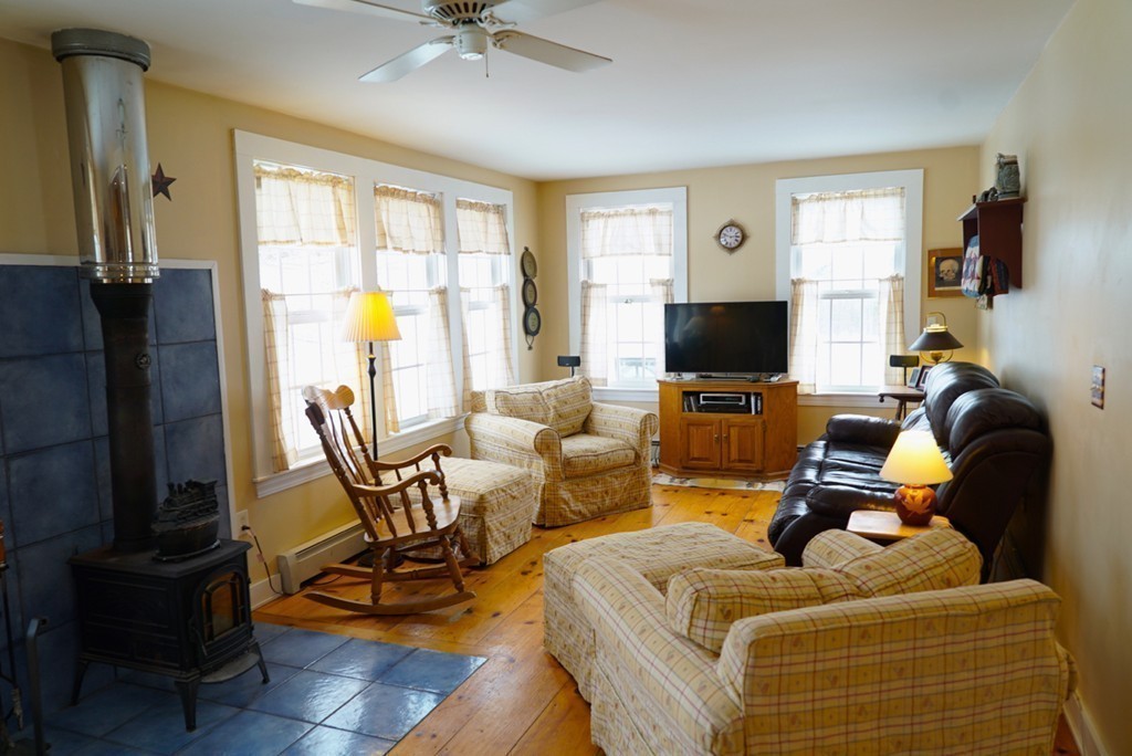 14 Gregory Hill Road Princeton, MA 01541 - Photo 10 of 30 Gallery Image 10