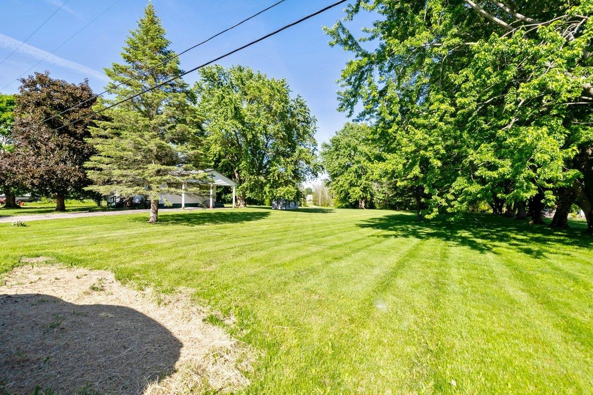 270 Winters Lane Alburgh, VT 05440 - Photo 3 of 34