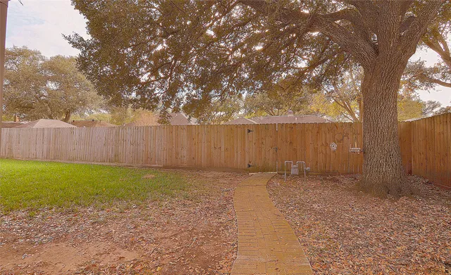 $240,000 | 3514 Glenmeadow Drive, Rosenberg, TX 77471