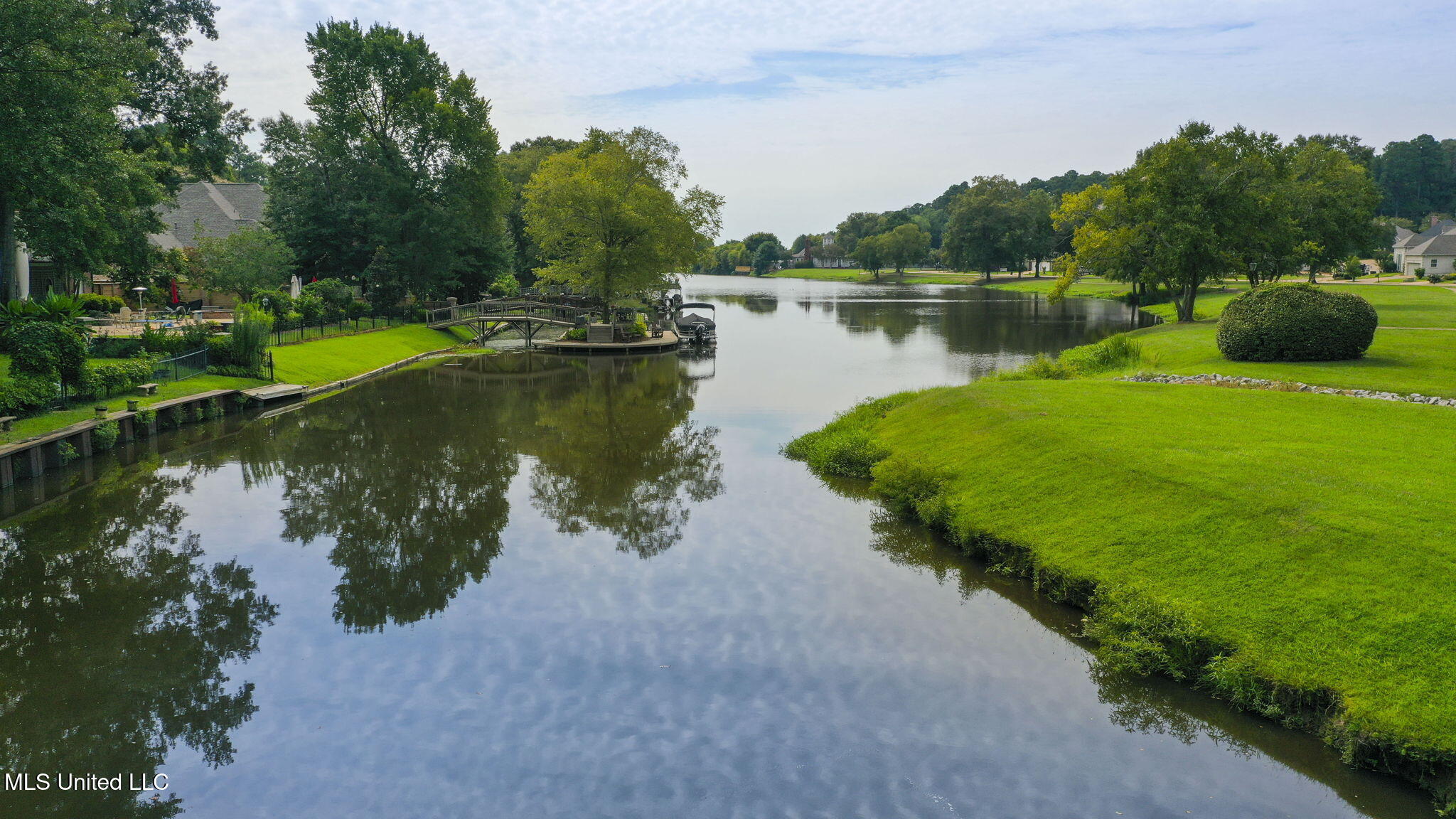 41 Long Cove Court Madison, MS 39110 - Photo 2 of 29 91-web-or-mls-41 Long Cv-85
