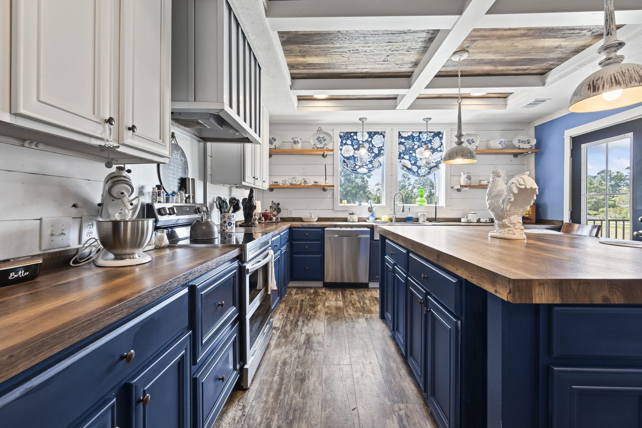 2258 Grier Dock Road Galivants Ferry, SC 29544 - Photo 8 of 48