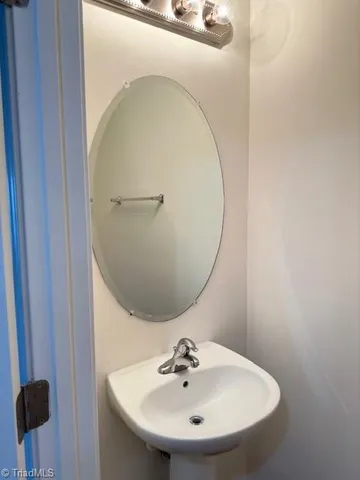 $1,695 | 302 Mourning Dove Terrace, Greensboro, NC 27409