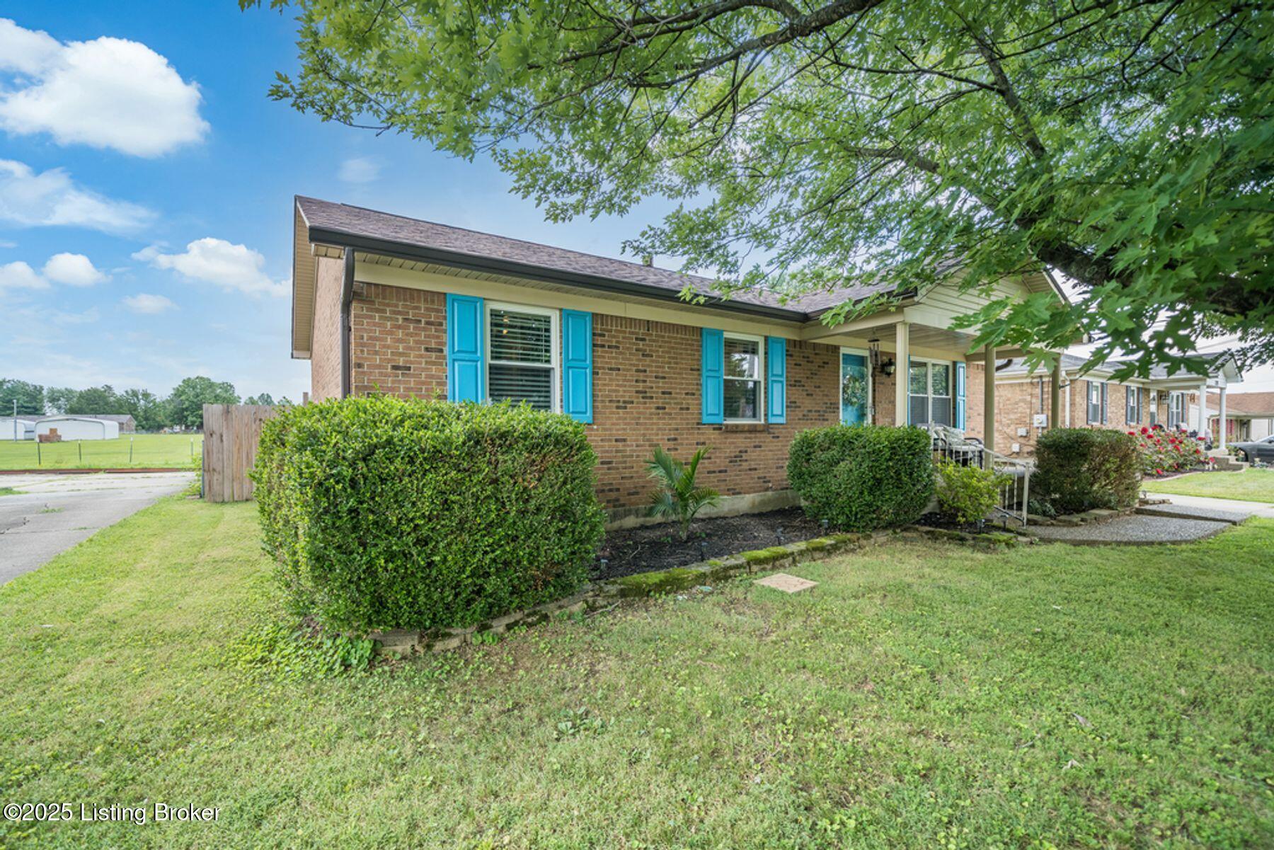 12311 Ridgemont Road Louisville, KY 40229 - Photo 35 of 36 photo_online_034