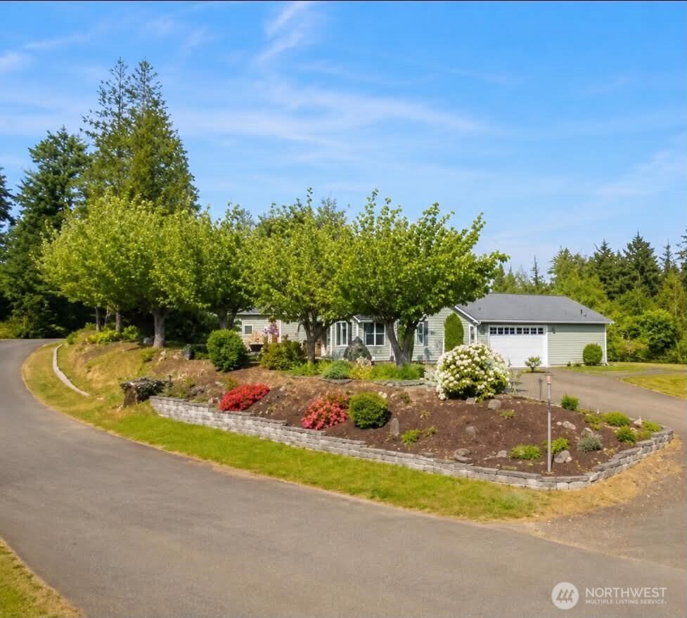 171 East Rauschert Road Grapeview, WA 98546 - Photo 4 of 29