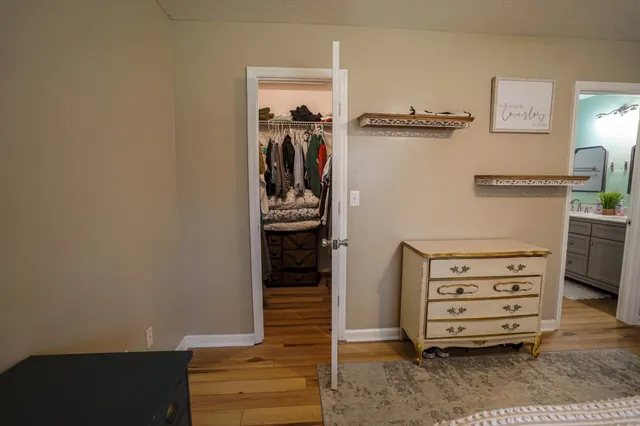 a view of walk in closet