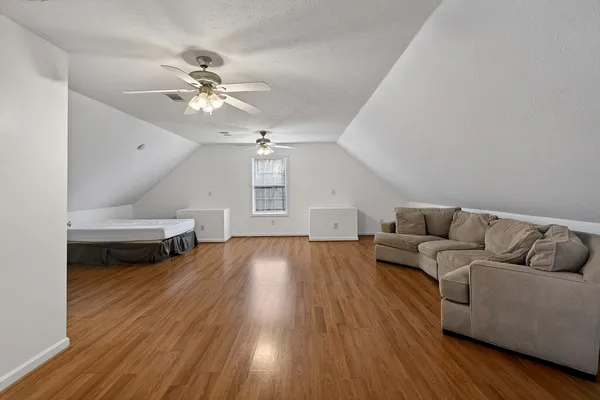 $2,350 | 128 Larkspur Court, White House, TN 37188