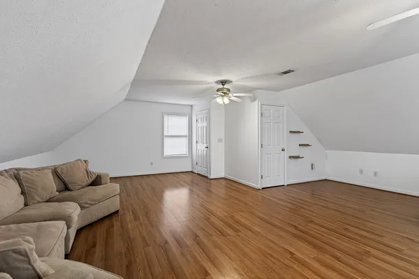 $2,350 | 128 Larkspur Court, White House, TN 37188